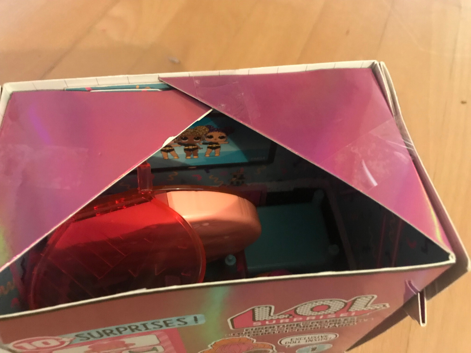 LOL Surprise Neon QT Bedroom Furniture House Playset Series 1 mit Puppe