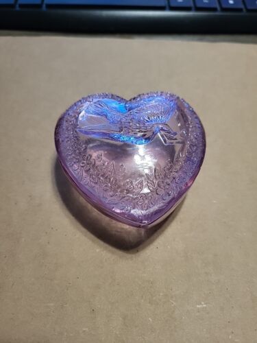 Vintage Glass Heart Shaped Trinket Dish, Translucent Purple, 3" - Picture 1 of 3