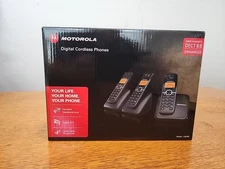Motorola L603M Digital Cordless Phones 3 Handsets Phone Set DECT 6.0 Enhanced 