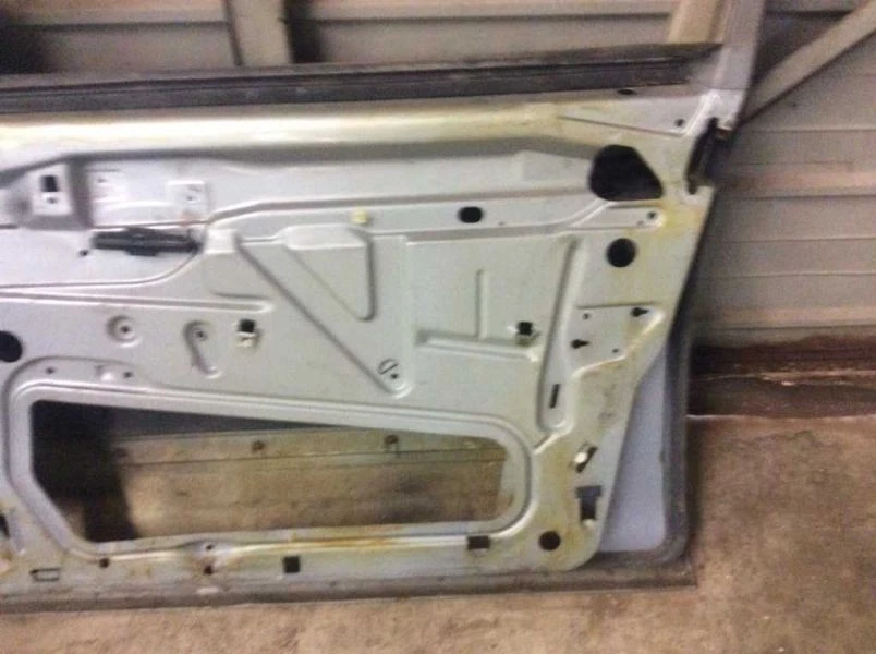 GREY RIGHT FRONT DOOR SHELL 126 TYPE FITS 84 85 MERCEDES BENZ 500SEL - Image 2 of 4
