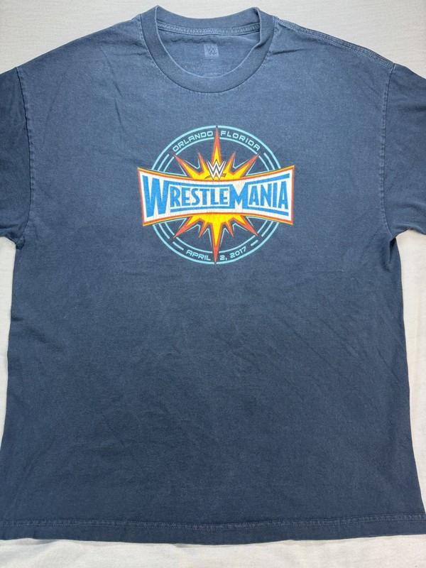 Wrestlemania 33 T-Shirt Size XL. WWE WWF. Blue Color, Orlando FL. Excellent Cond