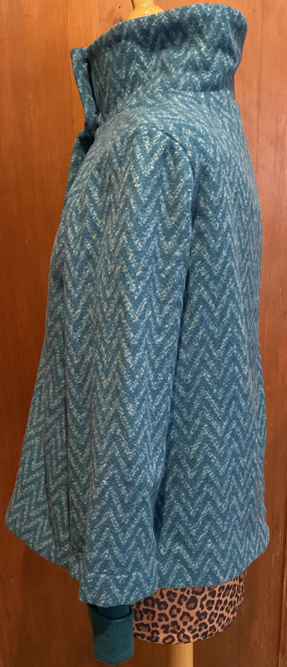 Picture 4 of 12