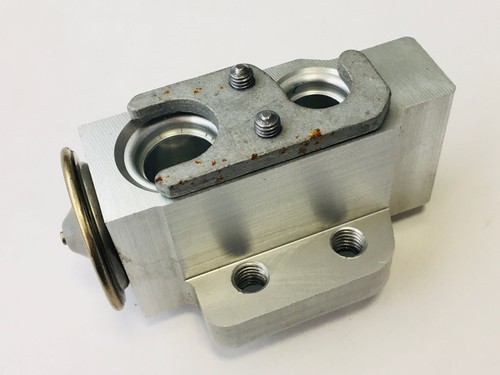 1K0820679 Expansionsventil Klimaanlage Skoda Octavia II Yeti  Audi A3 8P origin.