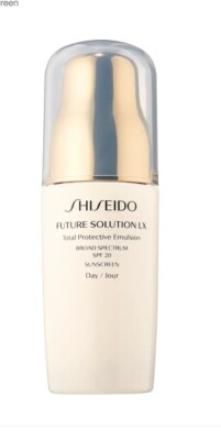 Future Solution LX Total Protective Emulsion Moisturizer with Broad Spectrum SPF
