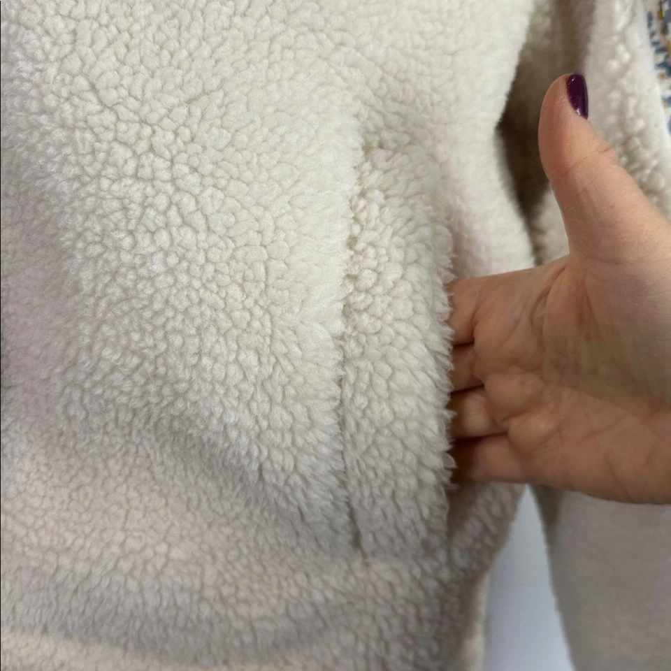 BlankNYC Mujer’s Parche Flor Sherpa Vellón Forrado Chaqueta Talla Pequeña Foto 3 de 4