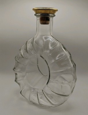 Vtg Remy Martin Fine Cognac Champaigne France 0.75L Bottle Empty Leather Stopper