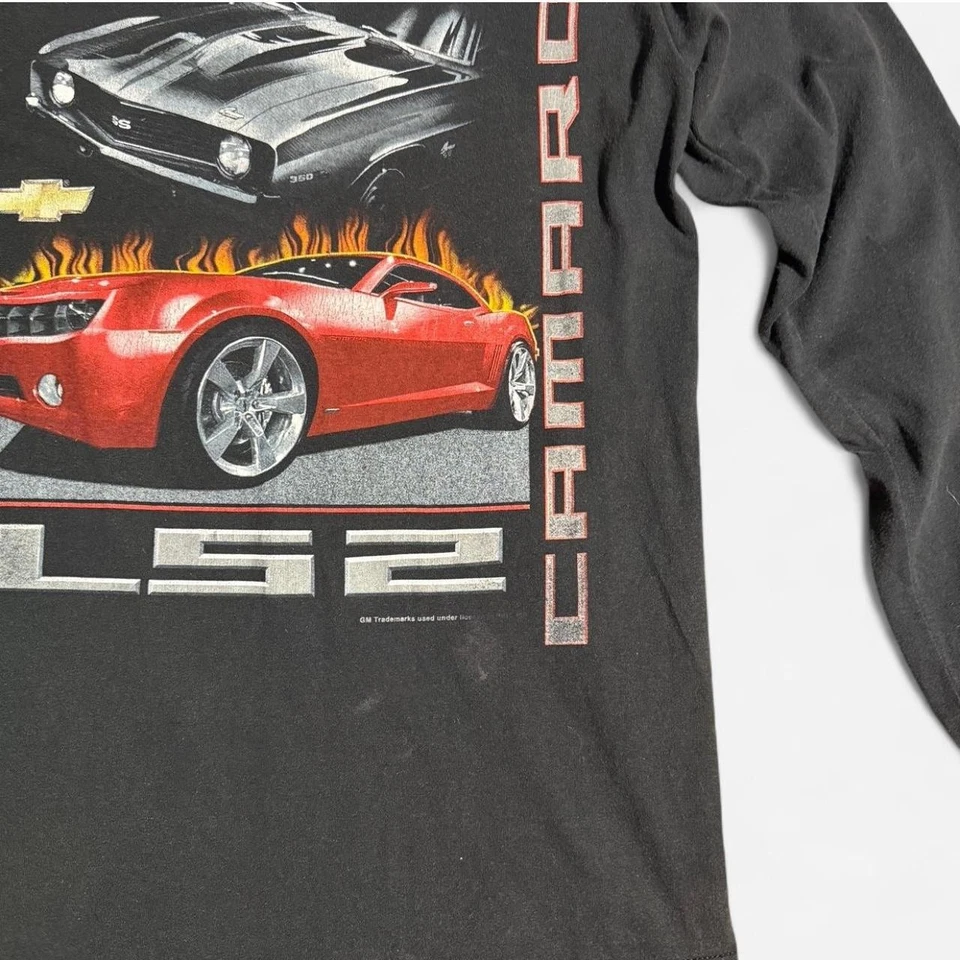Camiseta gráfica vintage años 90 Chevrolet Camaro LS2 manga larga Foto 3 de 4