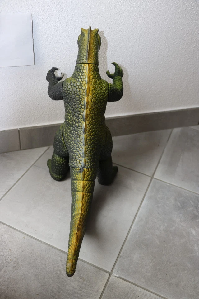 Action Figure Godzilla Dor Mei Cina UKRD Vintage Mostro Giocattolo figura dormei - Immagine 3 di 4
