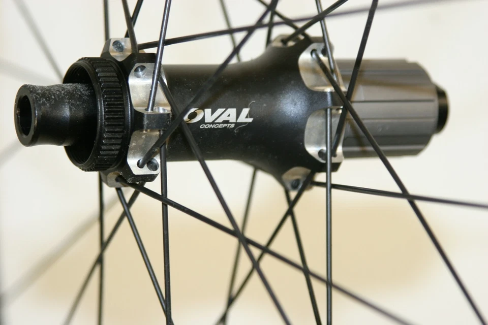 Rueda trasera tubeless disco ovalada 600 29 pulgadas 8-10 sp Cntrlck 142x12 mm TA 32h negra R56 Foto 2 de 3