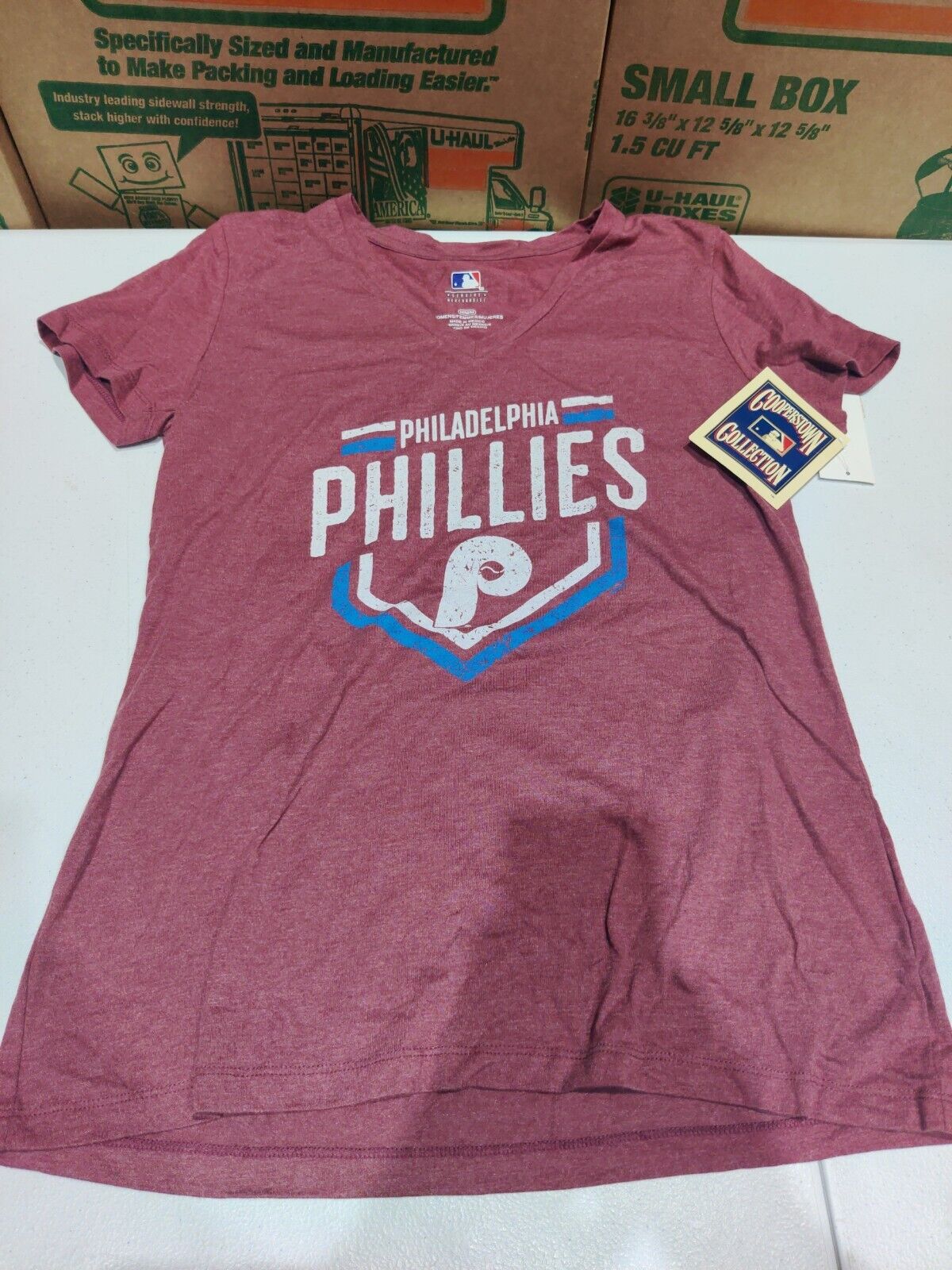 phillies maroon shirt