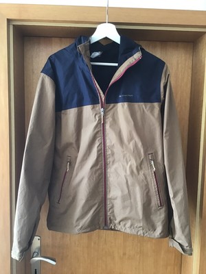quechua windproof jacket