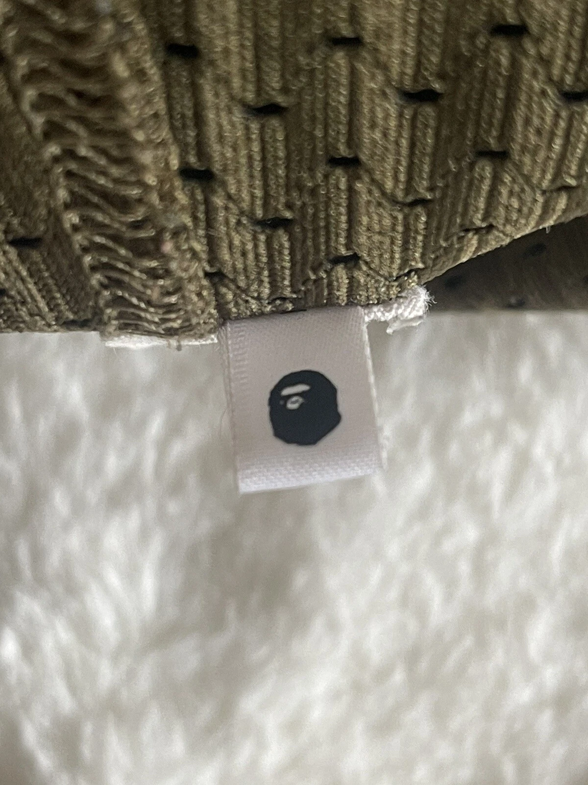 A BATHING APE (BAPE) BAPE A Bathing Ape giacca uomo verde mimetica manica lunga con cappuccio tasca frontale taglia L