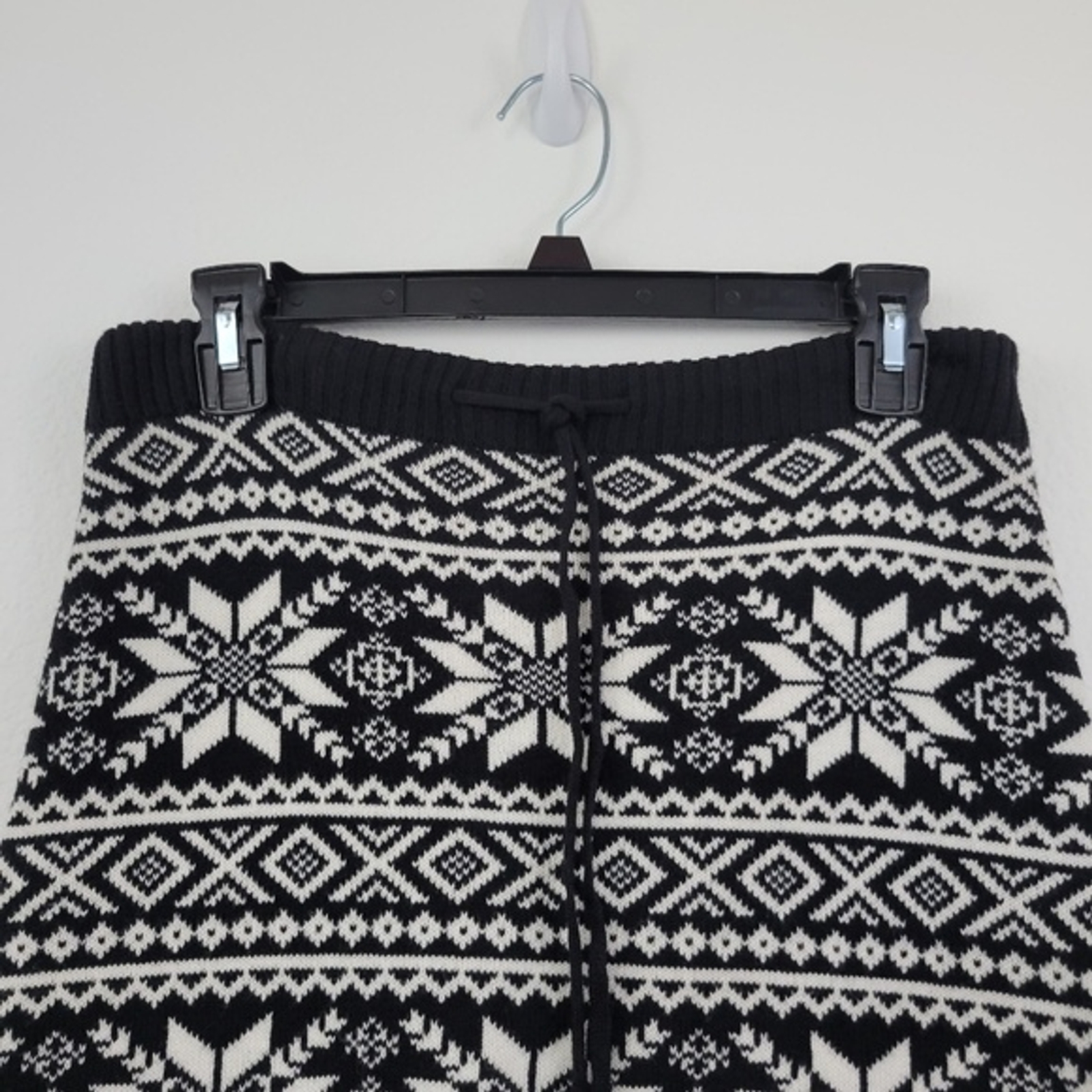 Smudge Black And White Pattern Drawstring Knit Sk… - image 3