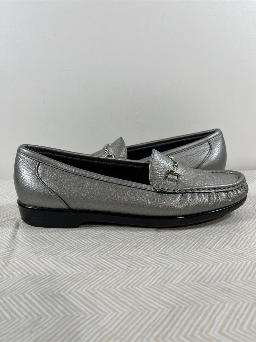 SAS Metro Women’s Slip On Loafer Shoes Size Narrow Loafers Pewter Silver
