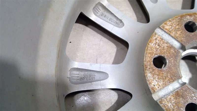 2019-2021 CHEVROLET SONIC WHEEL RIM R15X6 OEM 94538393  - Image 4 of 4