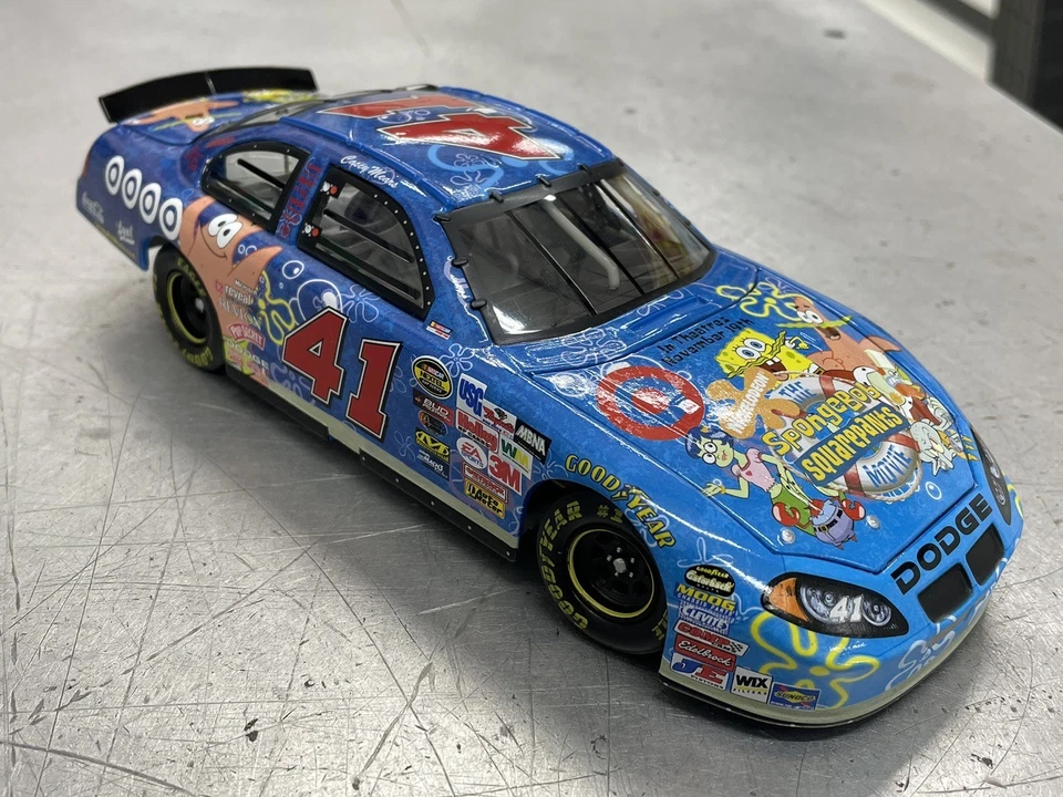 Casey Mears #41 Target SpongeBob SquarePants 2004 Dodge  1/24 NASCAR Die-Cast - Image 3 of 4