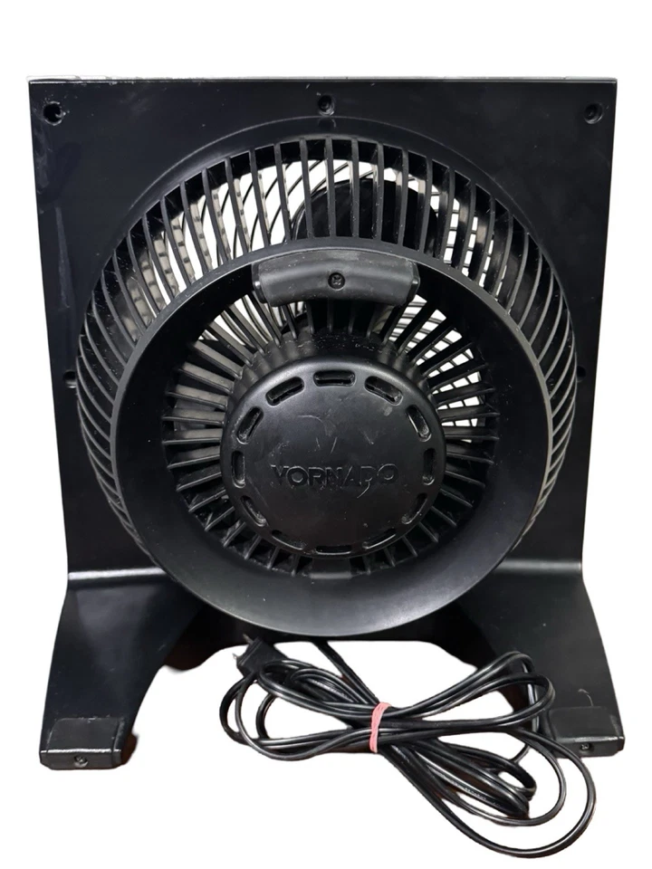 Vornado 673T Whole Room Air Circulator Fan with Pivoting Head, 3 Speeds, Move... - Image 3 of 4