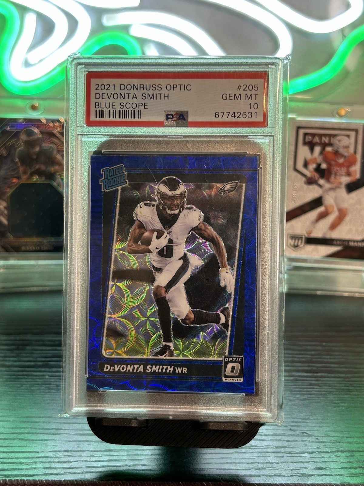 DeVonta Smith Panini Donruss Optic #205 Blue Scope