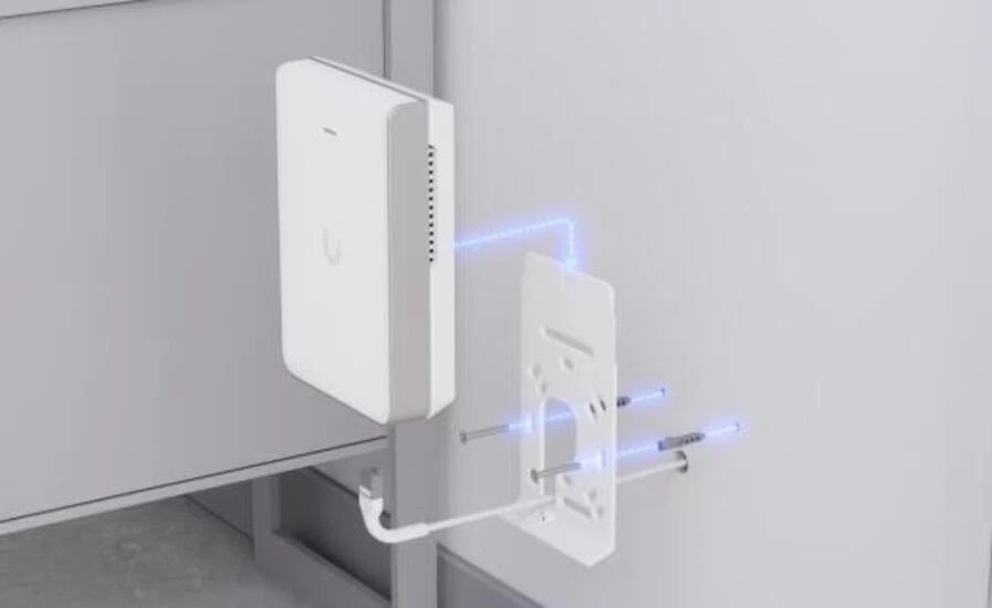 Ubiquiti U7 Pro Access Point da parete WiFi 7 - Immagine 2 di 3