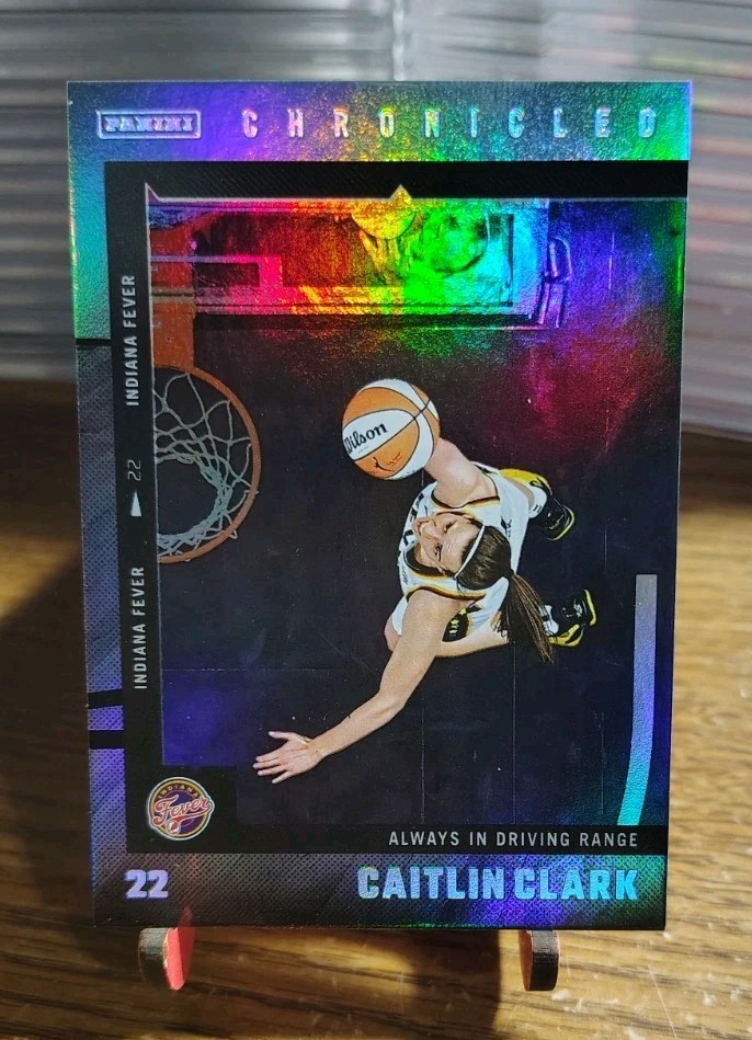 2025 CAITLIN CLARK Panini Chronicled #32 Holo Foil INDIANA FEVER