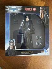 Authentic Mafex 009 The Dark Knight Catwoman Selina Kyle Figure In Stock Japan