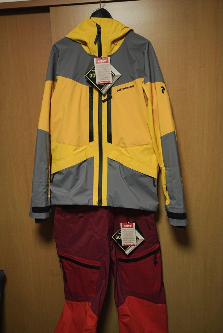 Peak Performance Gravity Gore-Tex Ski/Snowboard Jacket/Pants Peak Performance Gravity Gore-Tex Ski/Snowboard Jacket/Pants