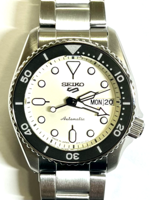 SEIKO 5 SPORTS SBSA227 White SKX Automatic 38mm Men's Watch New in