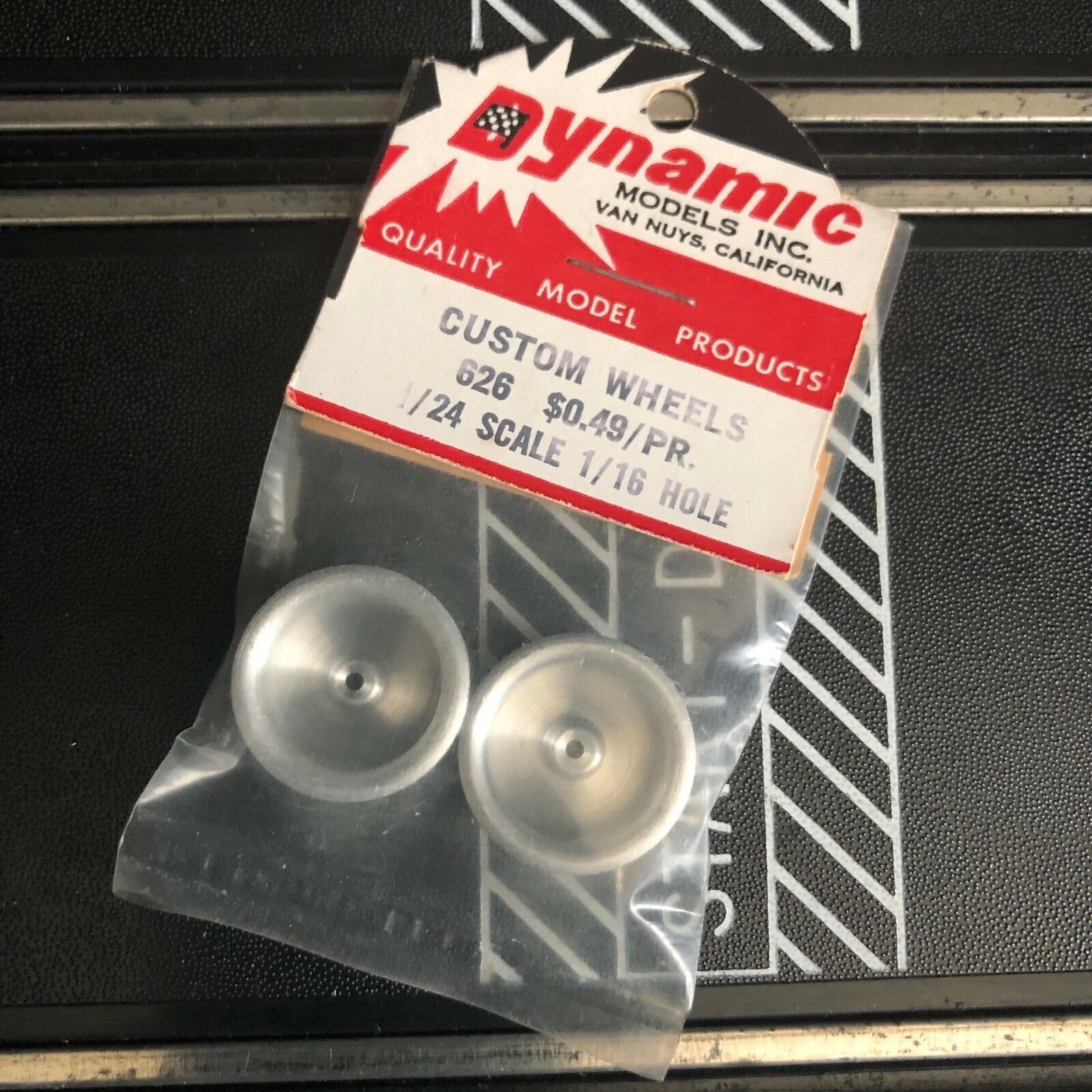 Dynamic Custom Wheels N.O.S. 1/24 Scale-image