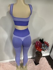 Workout set Size size Small Women High Rise Scrunch Leggings Padded Bra