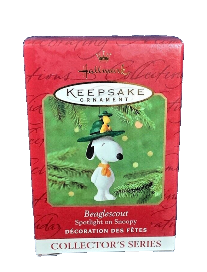 2001 Hallmark Keepsake Snoopy Beaglescout Ornament 4th in Series