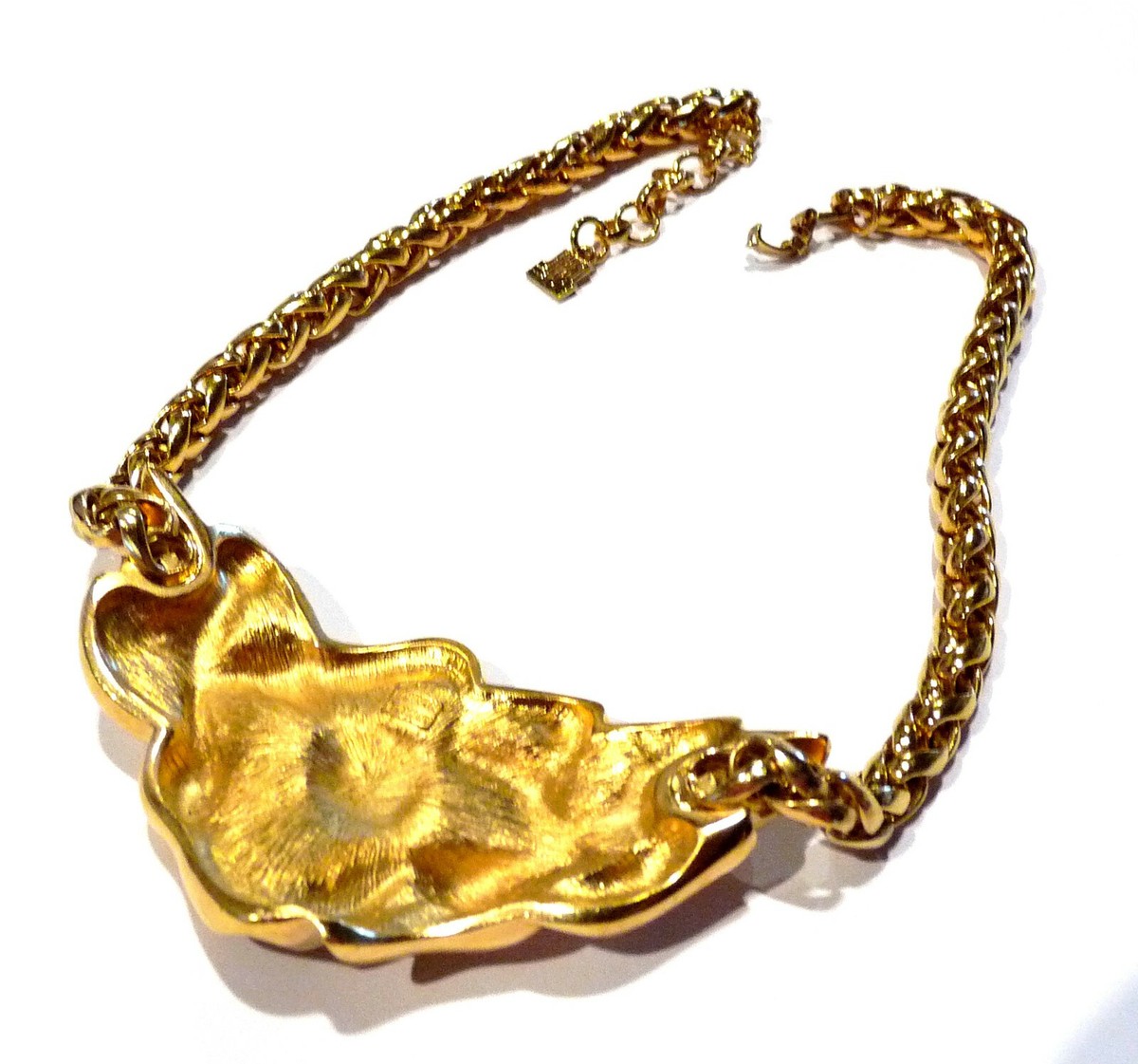 Collier Ras Du Cou Lanvin Germany En Alliage Doré émaillé - Fleur Jaune - Occasion Très Bon état