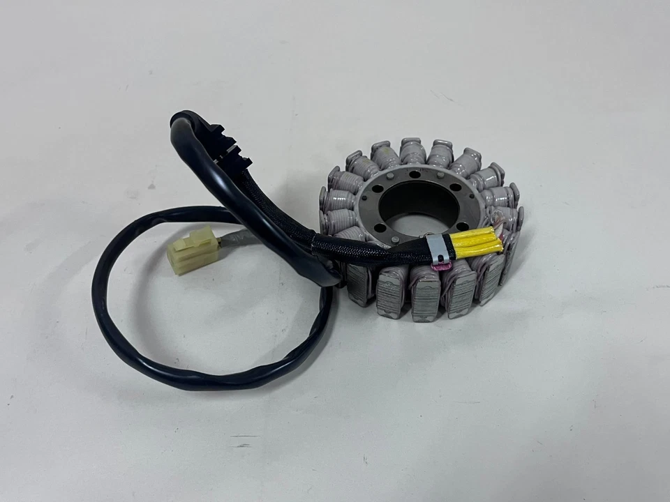 HONDA CBR900RR FIREBLADE 1992-1995 STATOR COMP # 31120-MW0-004 OEM NEW (577)IR - Image 3 of 4