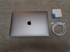 2020 release Apple MacBook Air, 13", 1.1GHz i3, 8gb RAM, 256gb SSD, Excellent 
