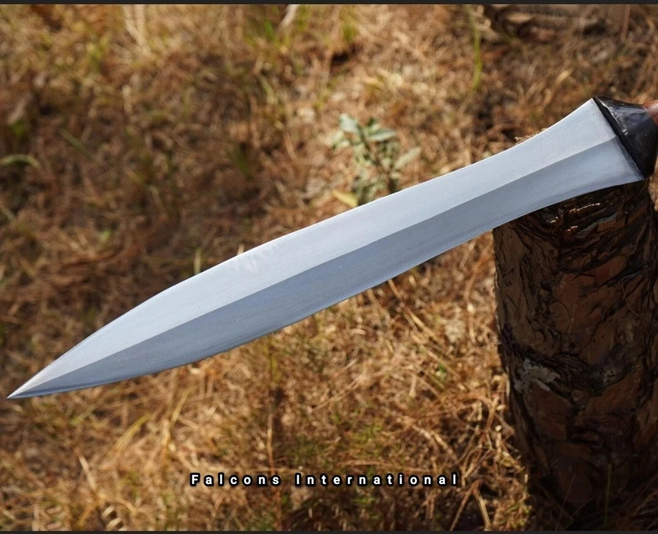 Handmade High Carbon Steel Sword |Full Tang ready battle Gladius Blade with Leat - Image 4 of 4