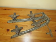 alte Schlittschuh Kufen mit original Schlüssel, DDR, Eislauf, Deko