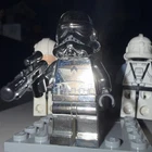 Lego Star Wars -Promo Chrome Silver Stormtrooper   1 pc only Minifigure w/Blster