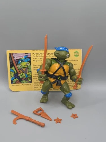 Vintage 1988 Playmates TMNT Portrait Of Leonardo With Card & Accessories!