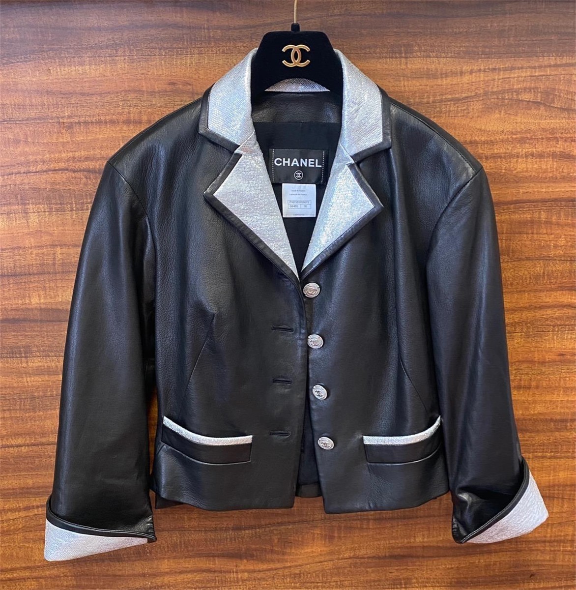 CHANEL シルバーグレイ レザージャケット 2104102233071_sub01_LL.jpg