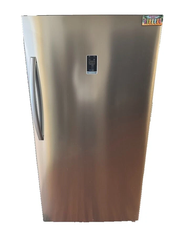 Congeladores Insignia vertical y Pecho