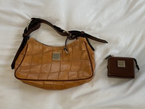 used dooney and bourke wallets