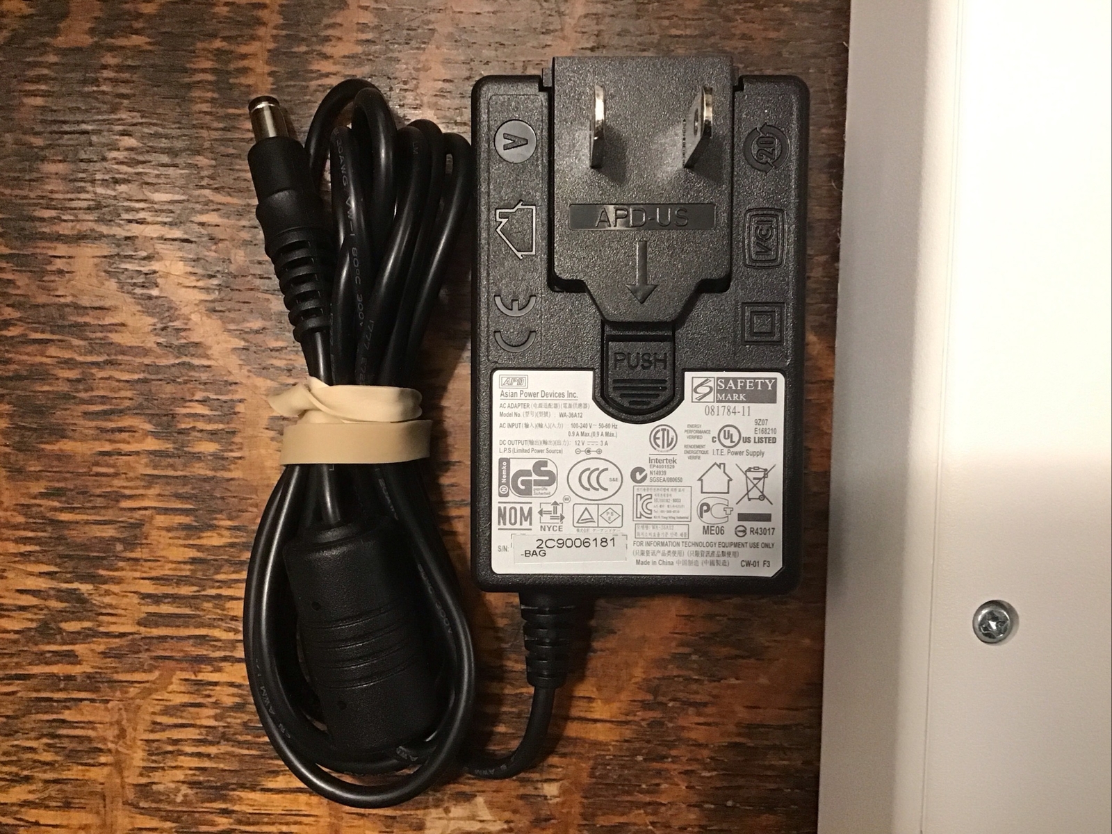 LG External BluRay DVD Burner Writer BE14NU40 w/ AC Adapter, SW And