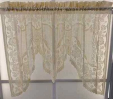 VINTAGE Victorian Lace with Scalloped Edges Swag Valance or Panel White Natural