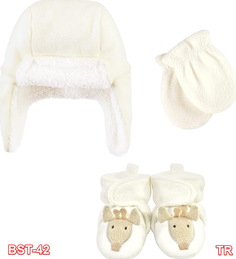 Hudson Baby Unisex Baby Trapper Hat, Mitten and Bootie Set, Giraffe, 18-24 Month
