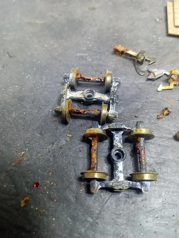 ❤️ Kit de construcción de madera modelo tren vintage kit de madera piezas en estado áspero  Foto 2 de 4