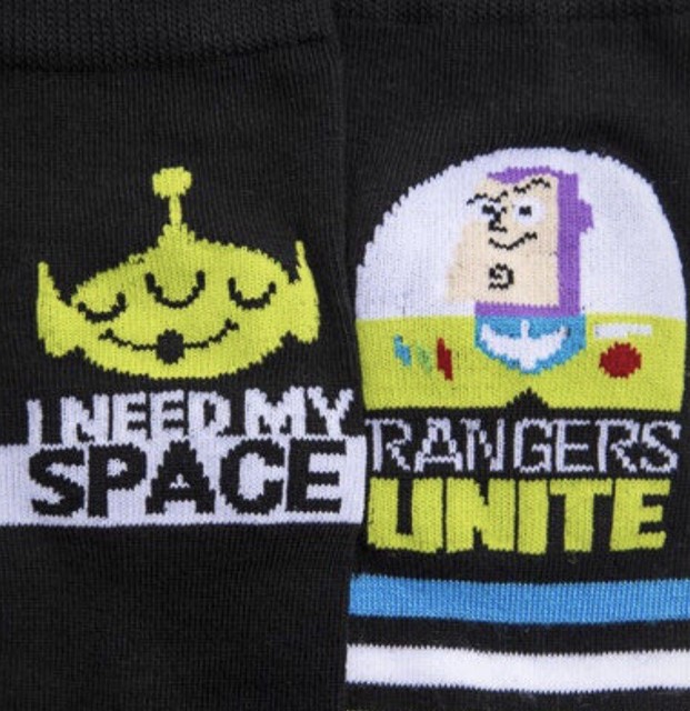 New Disney’s TOY STORY 4 Mens 2 Pair Socks BUZZ LIGHTYEAR/ALIENS I NEED MY SPACE eBay