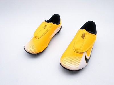 Nike Mercurial Vapor 13 Club Kinder Fußballschuh gelb Gr 28,5 EU Art 37945-20