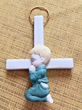 Vintage Porcelain  White Cross With Praying Little  Boy 4.5"x3.5"