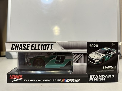 2020 Chase Elliott #9 UniFirst Camaro ZL1 1/24 Standard Signed diecast 1/24 - Picture 11 of 16