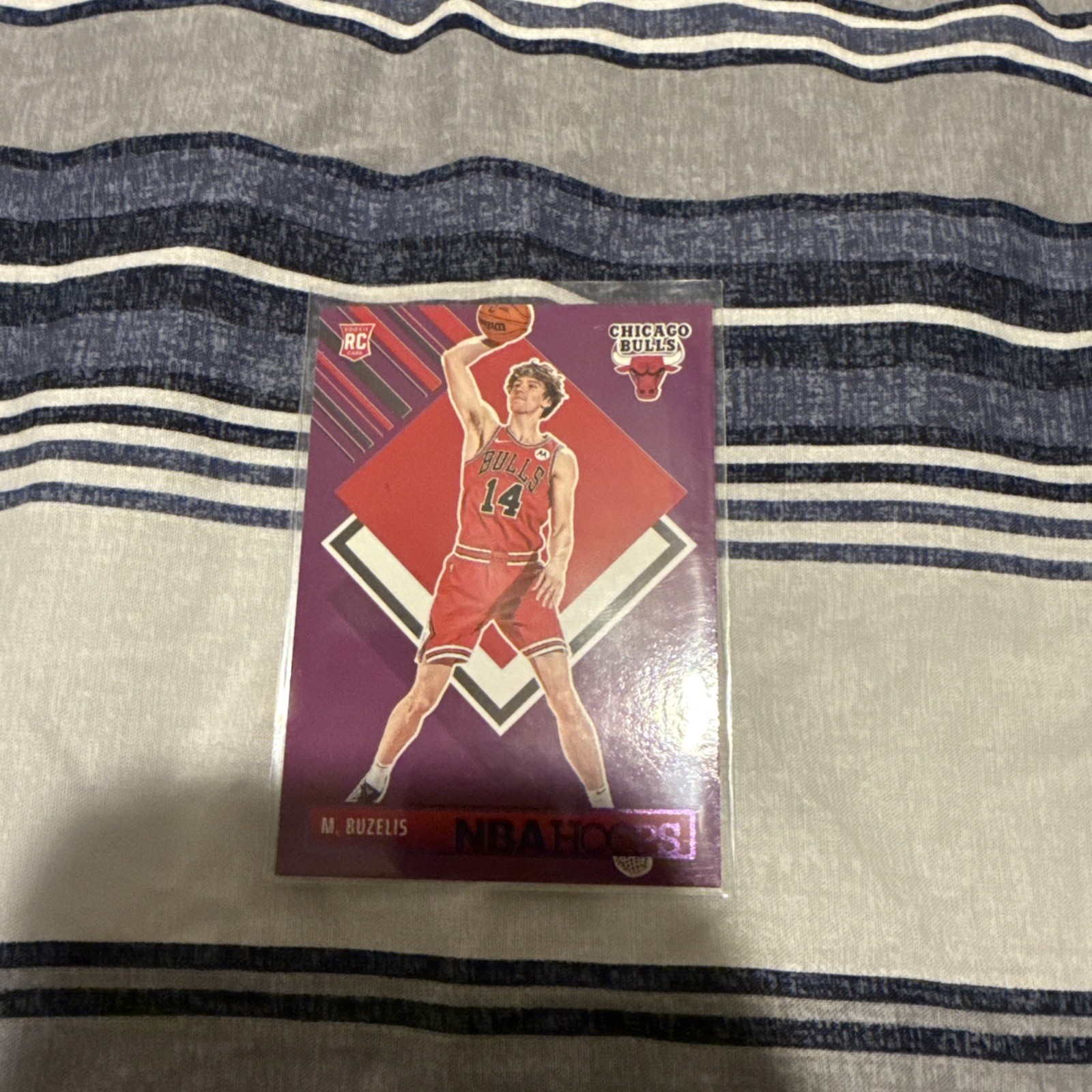 Matas Buzelis (RC) 2024-25 Panini Hoops Purple Tribute Rookie #295 Bulls