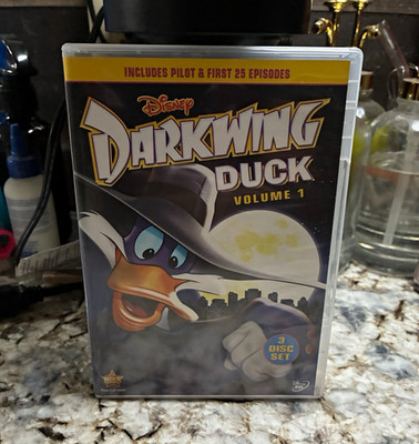 Disney Darkwing Duck: Volume 1 DVD TV Series - 3-Disc Set Tall DVD Case